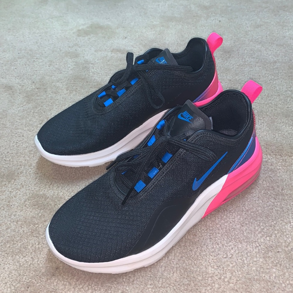 Nike Black and Pink Women's Sneakers